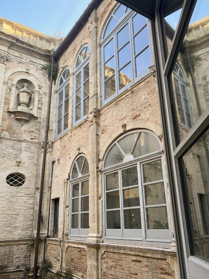 B&B Palazzo Lombardi Lucera Exteriér fotografie